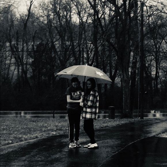 Meet your Posher, Hailey - Picture 2 of 5